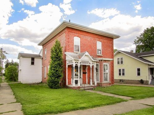 706 Gay St, Mount Vernon, OH 43050-1712