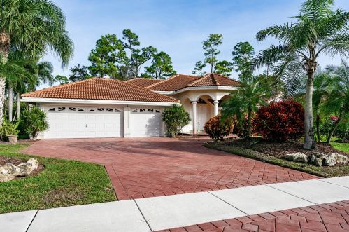 671 Cypress Green Cir, West Palm Beach, FL 33414-6336