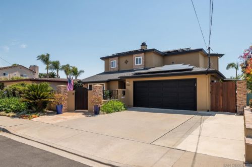 2562 Grandview St, San Diego CA 92110-1031 exterior