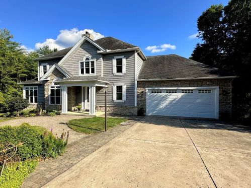 7655 Heatherstone Dr, Shade, OH 45701-8010