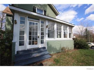 926 State Route 52, Walden NY  12586-1540 exterior