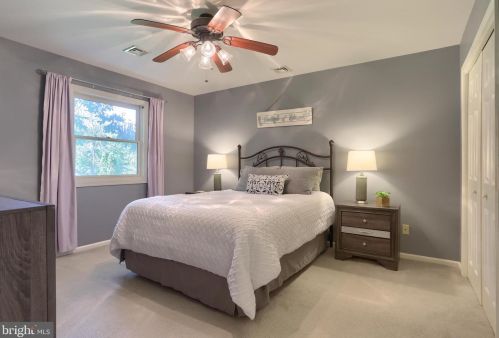 9148 Joyce Ln, Hummelstown PA  17036-9299 exterior