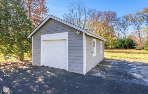 139 Hunter Ave, Fanwood NJ  07023-1030 exterior