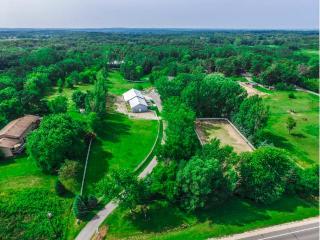 12400 210th St, Lakeville, MN 55044-7455