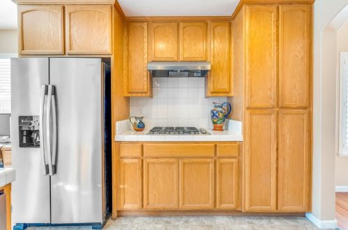 679 Apricot Ct, Los Banos CA  93635-9691 exterior