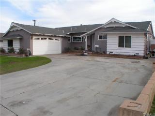 1300 Roberta Ave, Fullerton, CA 92833-4615