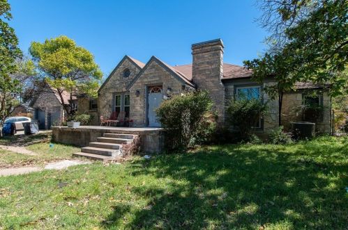 2214 Berwick Ave, Dallas, TX 75203-4206