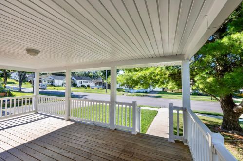 725 Eastern Ave, Bellefontaine OH  43311-2615 exterior