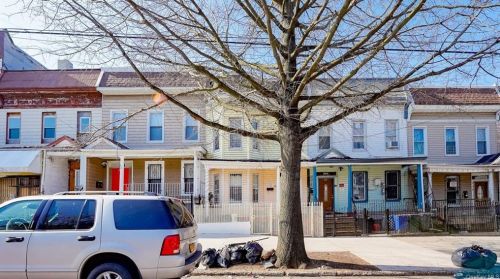 312 169th St, Bronx, NY 10456-1713