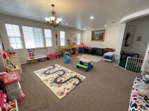 6831 Piedmont St, Chino CA  91710-1315 exterior