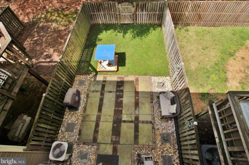 7616 Whitly Way, Lorton VA  22079-1745 exterior