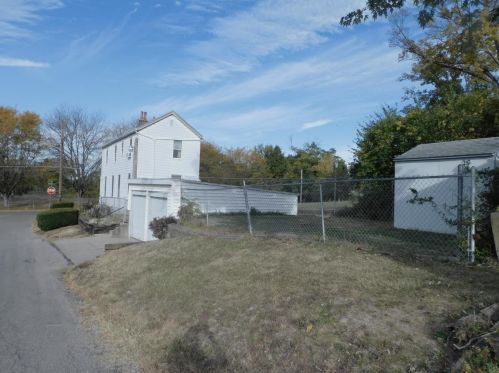 900 Enright Ave, Cincinnati OH 45205-1703 exterior