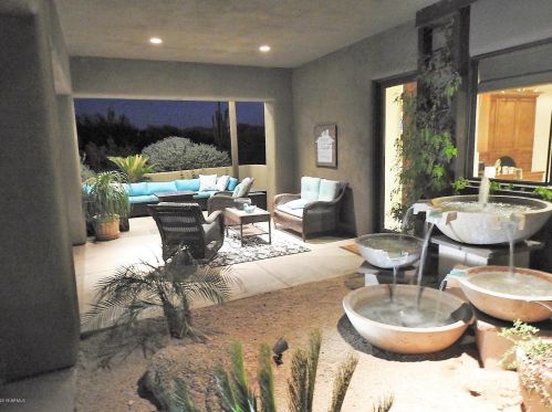 7621 Dixileta Dr, Scottsdale AZ exterior