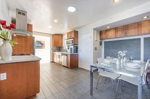 9204 Virginian Ln, La Mesa CA  91941-4135 exterior