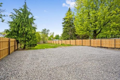 1213 Lewis Ave, Jeannette, PA 15644-3108