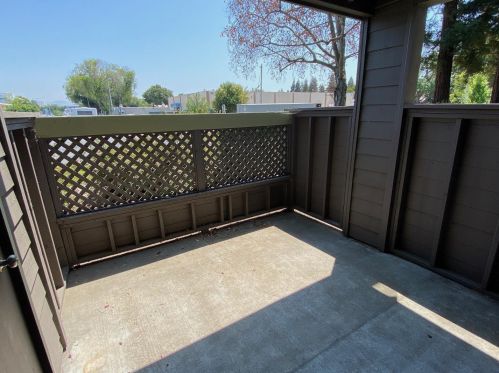 1054 Yarwood Ct, San Jose CA  95128-4727 exterior