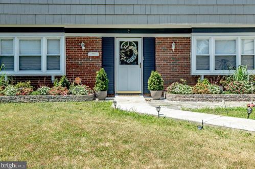 9 Emerald Ct, Willingboro NJ  08046-2272 exterior