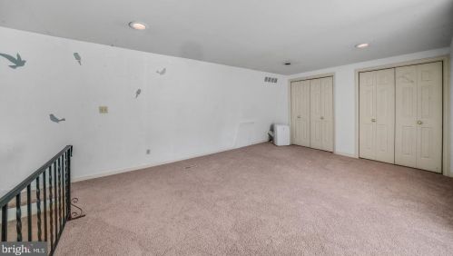54 Oak Knoll Dr, Berwyn, PA 19312-1282