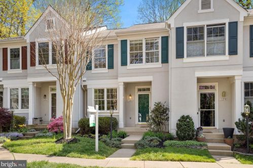 11280 Fairwind Way, Herndon, VA 20190-4246