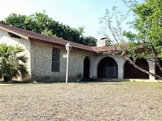 1910 Woodland Ave, Austin TX  78741-3912 exterior