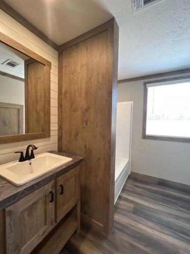 218 Gatlin Creek Rd, Mount Sharp TX  78620-4906 exterior