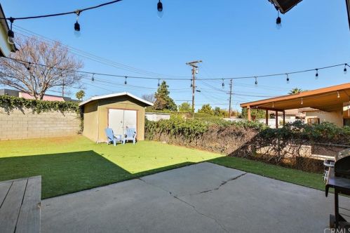 8283 San Vicente Ave, Riverside, CA 92504-2429