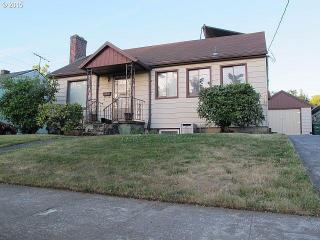 1114 71st Ave, Portland, OR 97213-5430