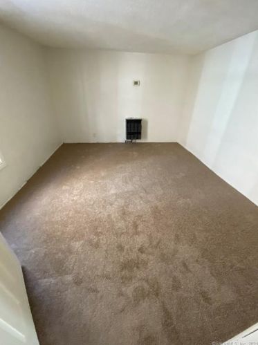 19 Portland St, Middletown CT  06457-2209 exterior