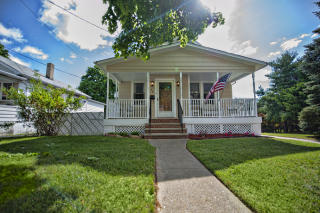 37 Prospect St, Paterson, NJ 07506-3717