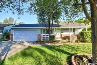 55 Primrose Way, Sacramento, CA 95819-1925