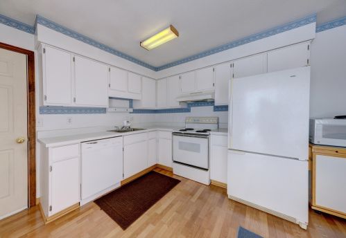 1035 Amboise Dr, Marion OH 43302-6614 exterior