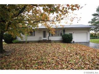 5 Abbottsford Dr, Rochester, NY 14606-3527