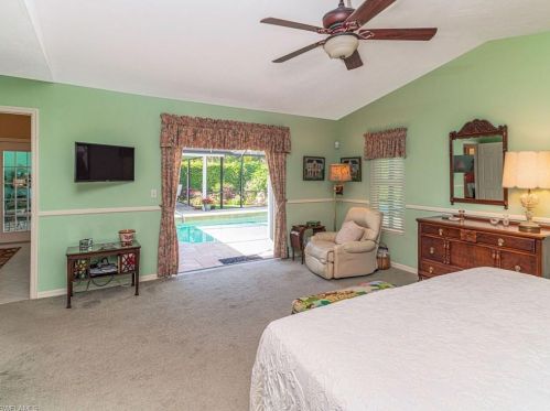 2309 Kings Lk Blvd, Naples FL  34112-5306 exterior