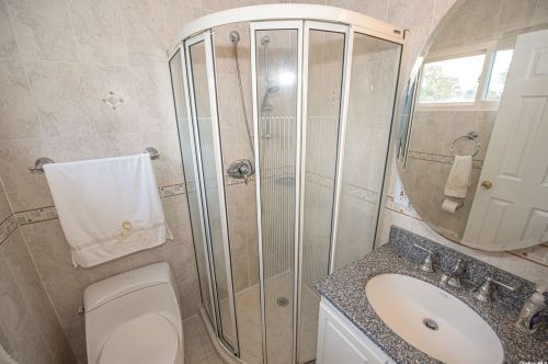 28 Hammond Rd, Elwood NY  11731-4810 exterior