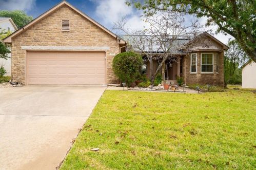 107 Yaupon Ln, Georgetown TX  78633-4710 exterior