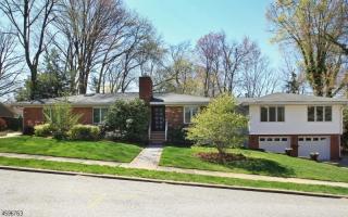 63 Wendt Ln, Wayne, NJ 07470-6441