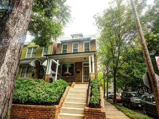 2700 Grayland Ave, Richmond, VA 23220-5104