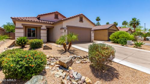 1063 Arabian Dr, Gilbert, AZ 85296-3012