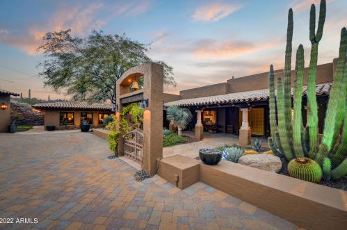 43024 Fleming Springs Rd, Cave Creek, AZ