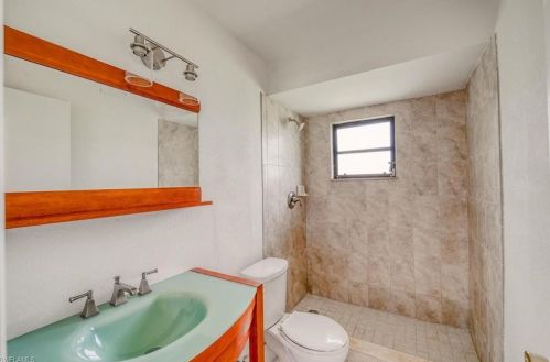 1704 2nd St, Cape Coral FL  33909-2741 exterior