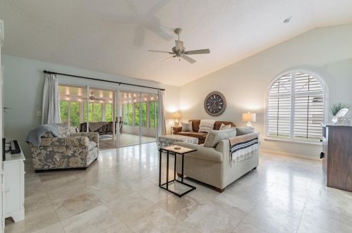 4238 Northampton Dr, New Port Richey, FL 34653-6246