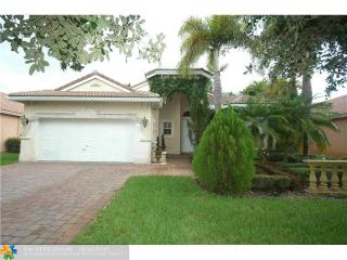 19110 29th Ct, Hollywood, FL 33029-2458