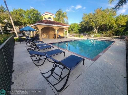 649 Sheridan St, Dania Beach FL  33004-4608 exterior