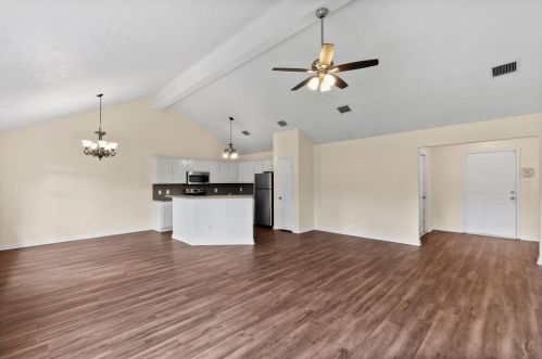 16192 Sun View Ln, Conroe TX  77302-5555 exterior