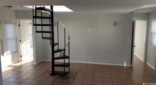 5029 Point Loma Blvd, San Diego, CA 92107-1381