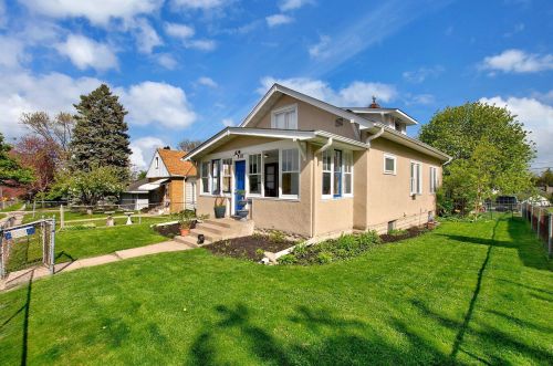 918 Dodd Rd, Saint Paul, MN 55118-1206