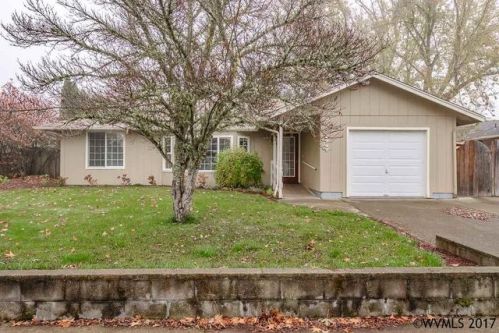 2747 Newton St, Philomath, OR 97370-9214