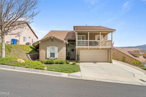 815 Vista Grande Dr, Santa Paula CA  93060-1335 exterior