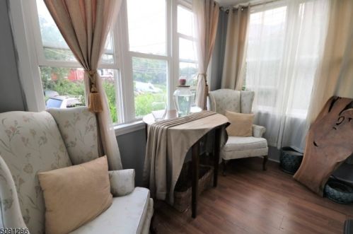 4 Barnes St, Paterson, NJ 07501-2508