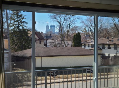 409 Broadway St, Minneapolis, MN 55413-2008